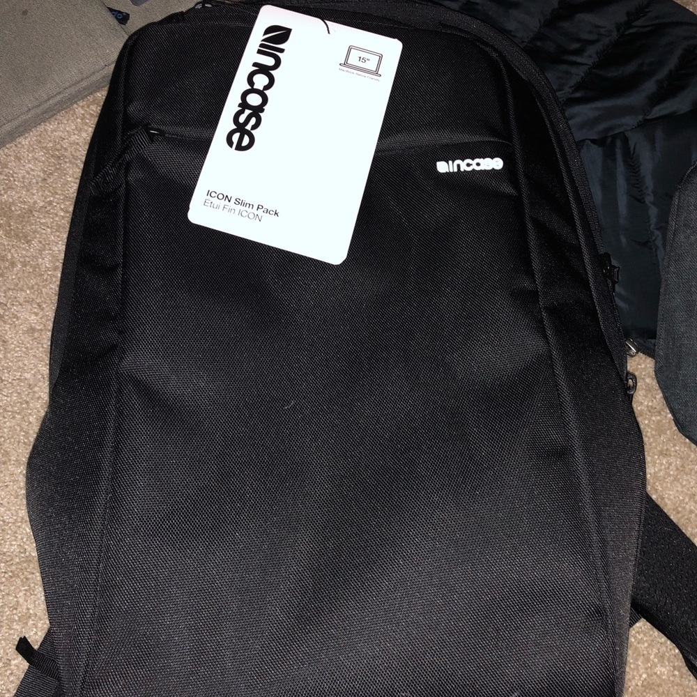 Brand new Incase Icon Slim Backpack